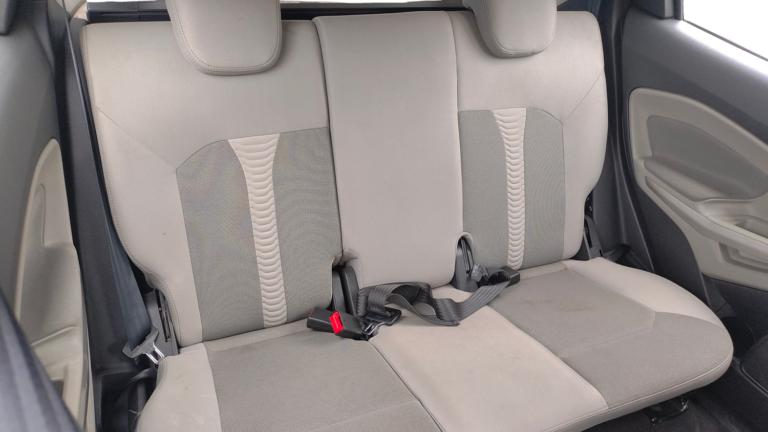 Used 2014 Ford EcoSport Trend 1.5 Ti-VCT Petrol Manual interior REAR SEAT CONDITION VIEW