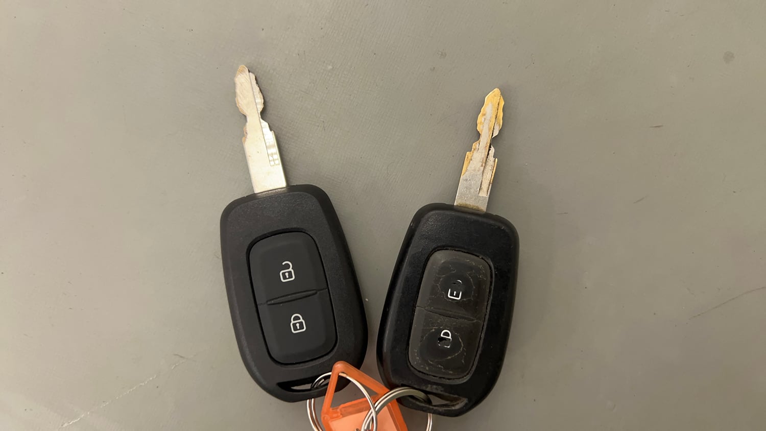 Used 2019 Renault Kwid 1.0 RXT AMT Opt Petrol Automatic extra CAR KEY VIEW