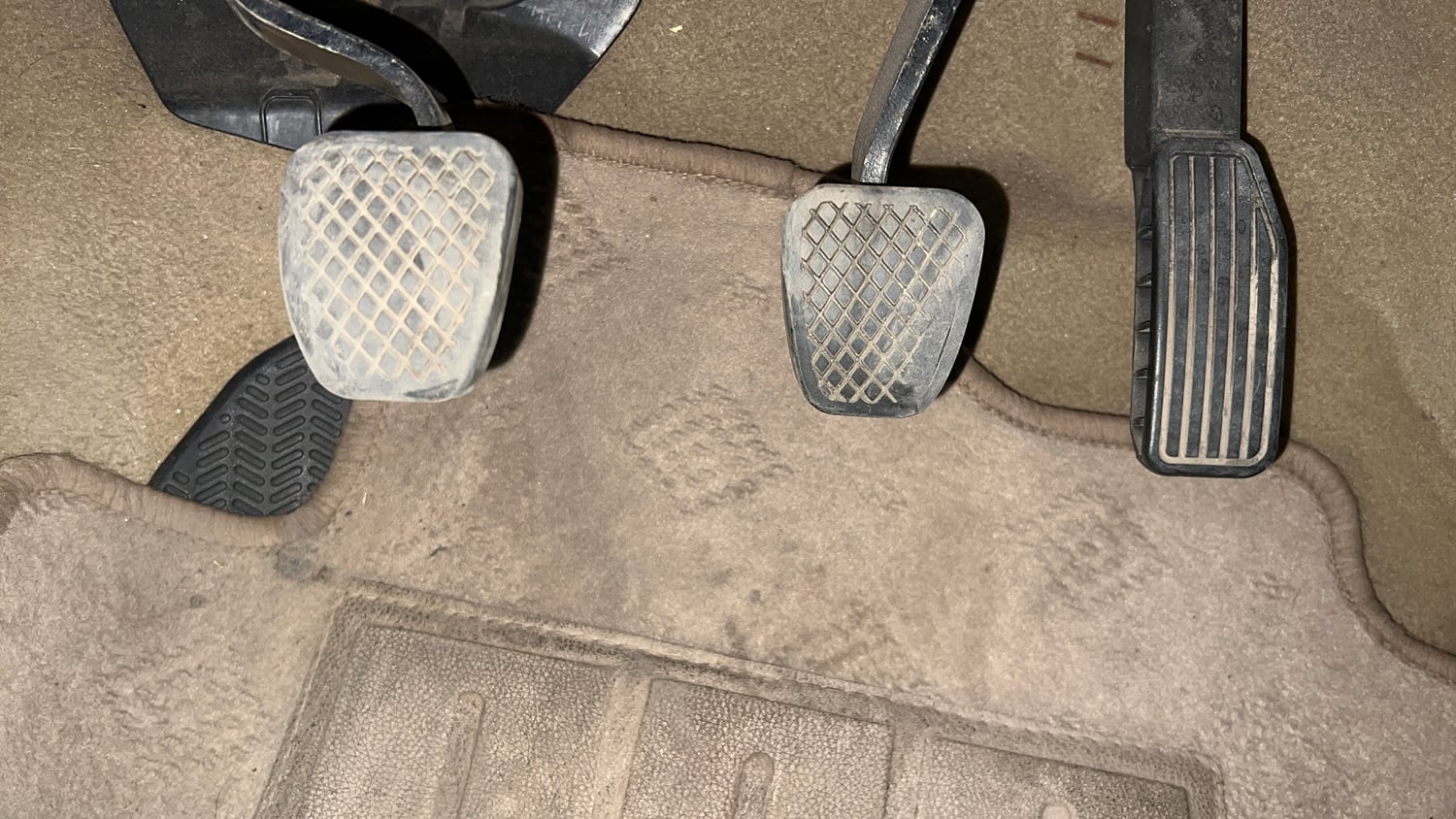 Used 2015 Honda City V Petrol Manual interior PEDALS VIEW