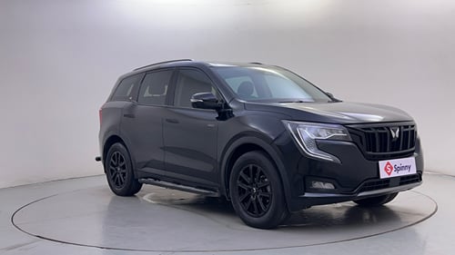 Used 2025 Mahindra XUV700 AX7 Luxury Pack Petrol AT 7 STR Petrol Automatic exterior RIGHT FRONT CORNER VIEW