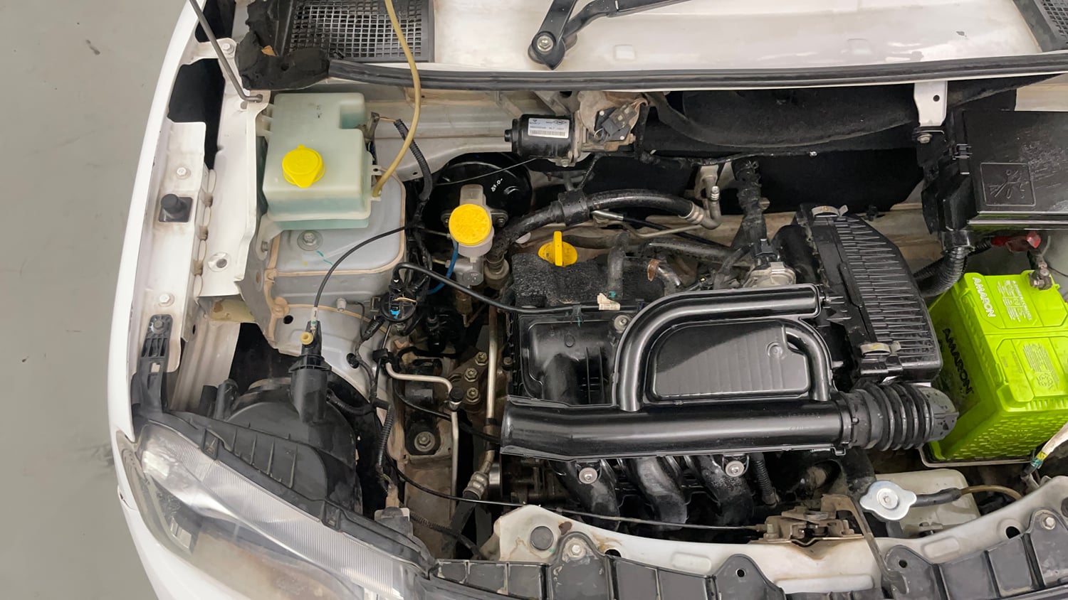 Used 2017 Renault Kwid 1.0 RXL Petrol Manual engine ENGINE RIGHT SIDE VIEW