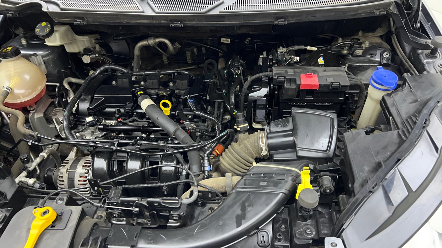 Used 2020 Ford EcoSport Titanium Plus 1.5L Ti-VCT AT Petrol Automatic engine ENGINE LEFT SIDE VIEW