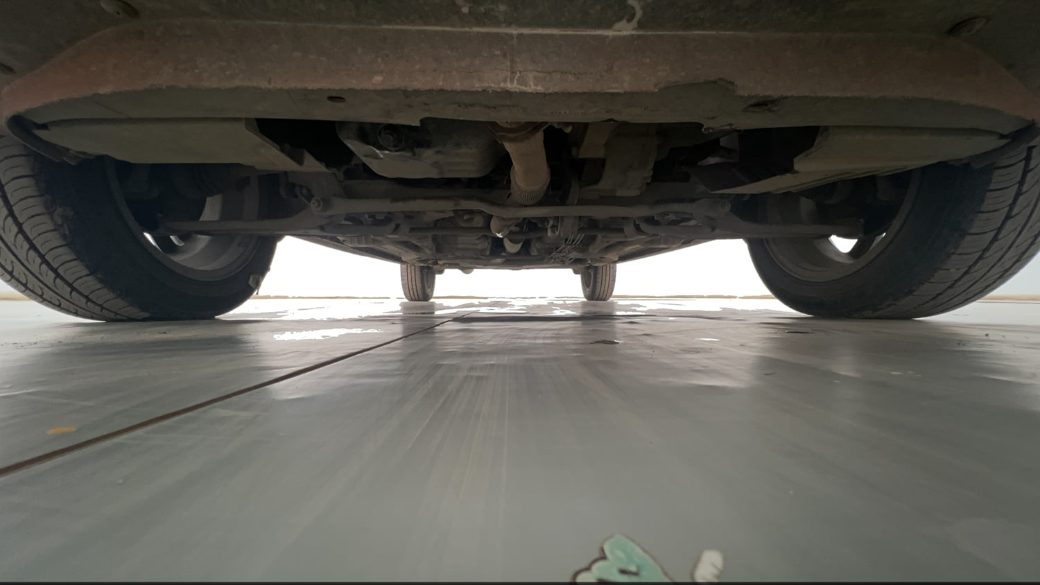 Used 2019 Tata Tiago Revotron XZ Plus Petrol Manual extra FRONT LEFT UNDERBODY VIEW