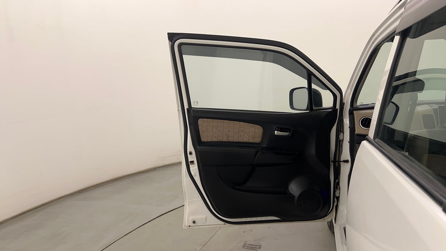 Used 2017 Maruti Suzuki Wagon R Vxi (ABS-Airbag) Petrol Manual interior LEFT FRONT DOOR OPEN VIEW