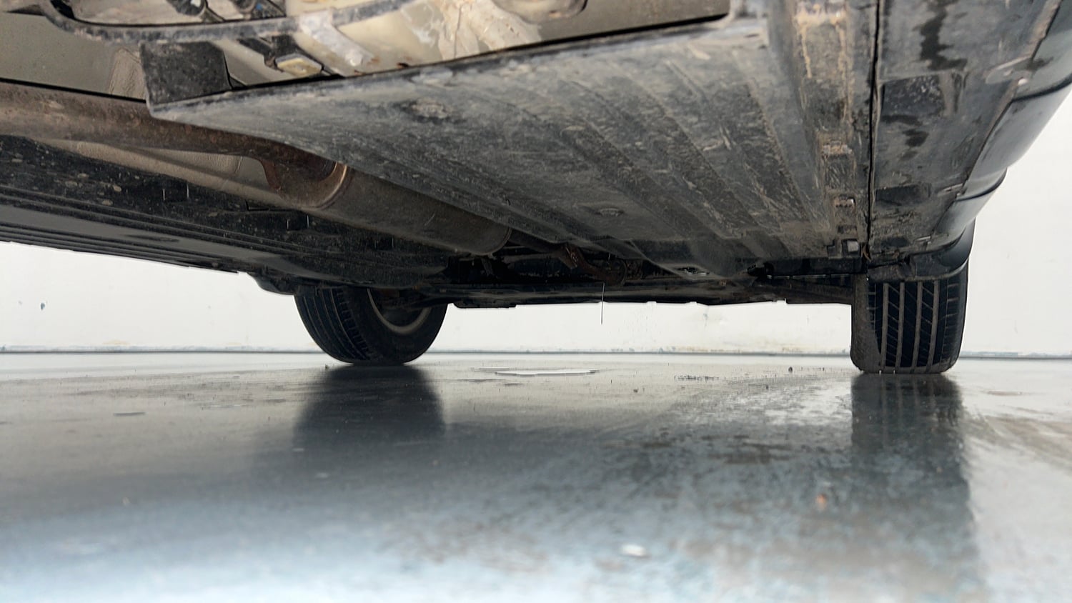 Used 2022 maruti-suzuki Vitara Brezza ZXi Plus Petrol Manual extra REAR RIGHT UNDERBODY VIEW