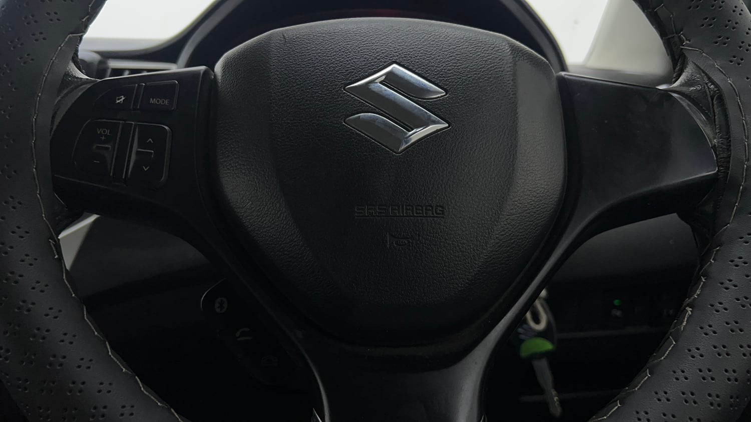 Used 2016 Maruti Suzuki Baleno Delta 1.2 AT Petrol Automatic top_features Airbags