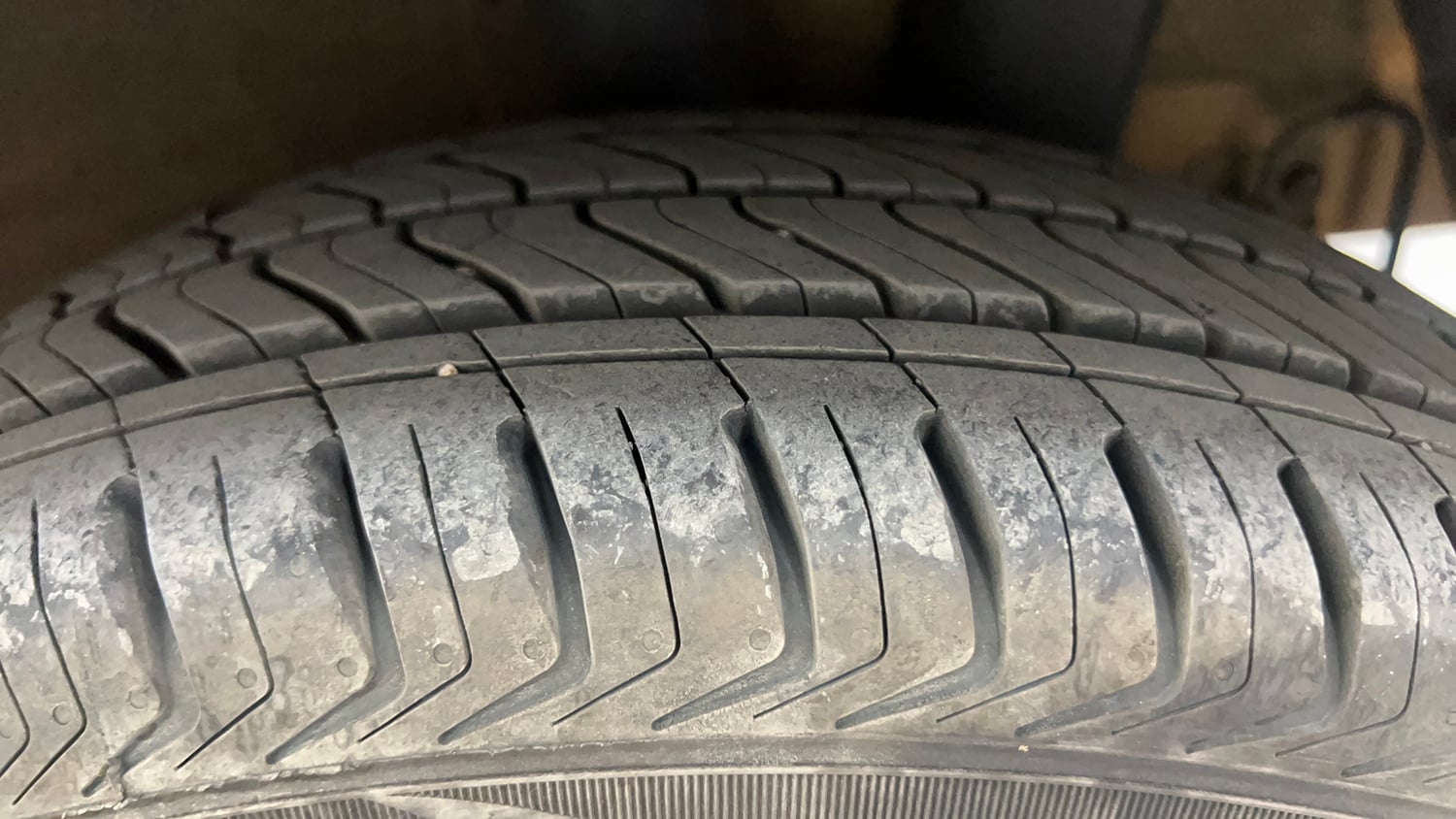 Used 2016 Hyundai Grand i10 Magna 1.2 Kappa VTVT Petrol Manual tyres LEFT REAR TYRE TREAD VIEW