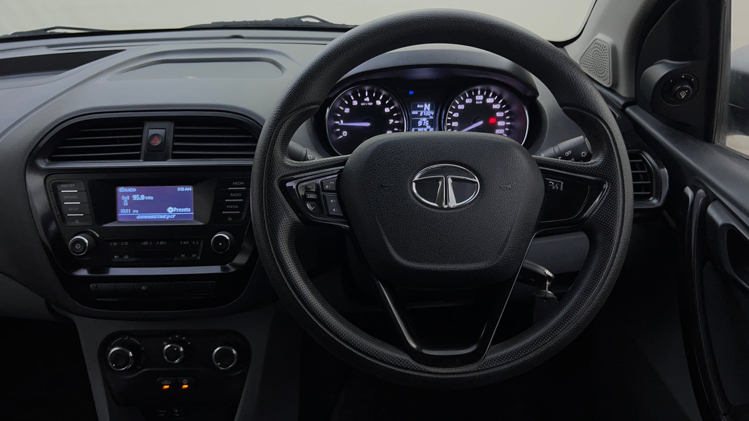 Used 2018 Tata Tigor Revotron XTA Petrol Automatic top_features Steering mounted controls