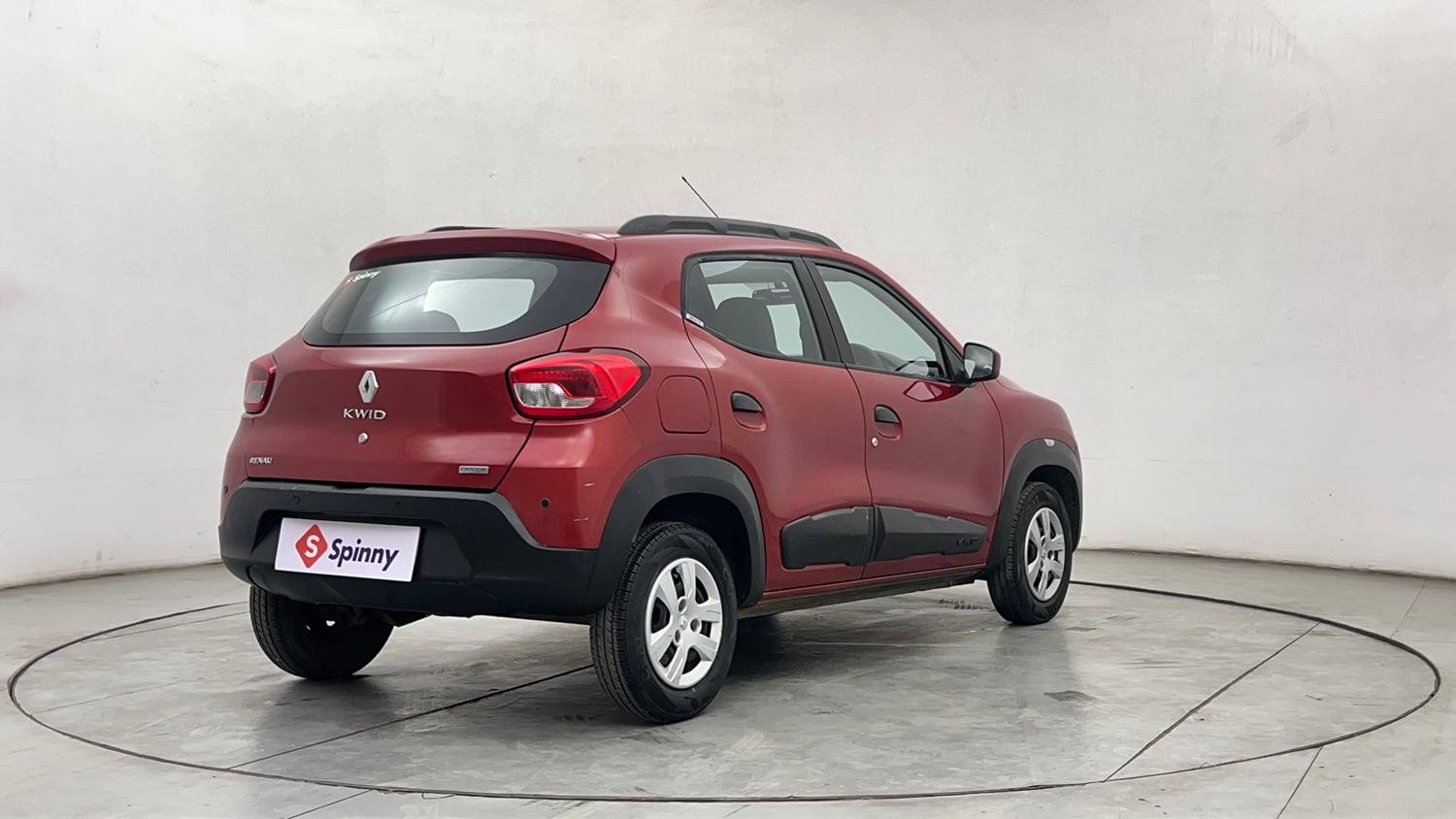 Used 2017 Renault Kwid 1.0 RXT AMT Petrol Automatic exterior RIGHT REAR CORNER VIEW