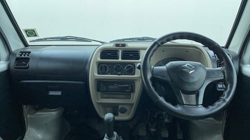 Used 2024 Maruti Suzuki Eeco 5 STR AC Petrol Manual interior DASHBOARD VIEW