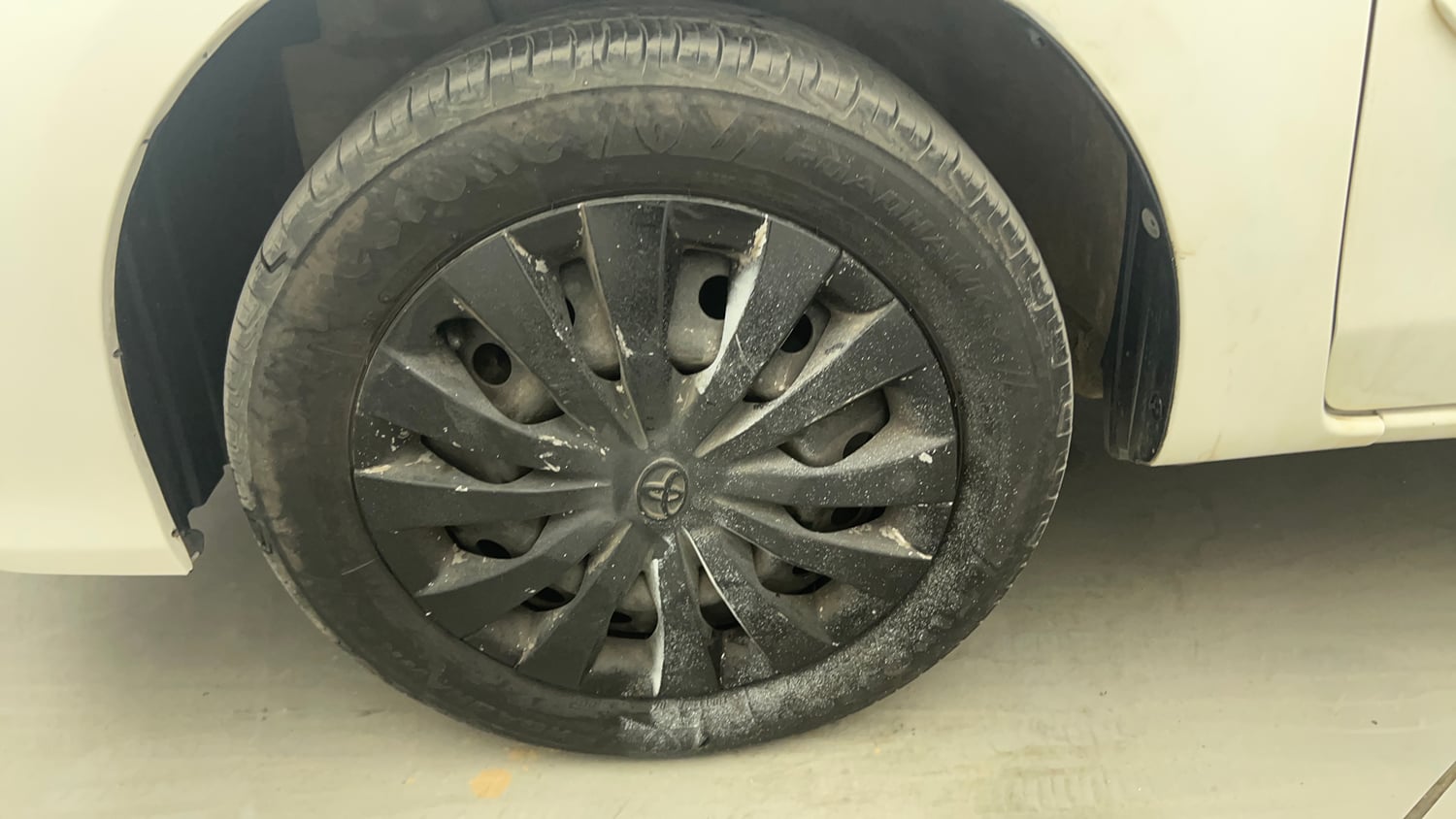 Used 2017 Toyota Platinum Etios V Petrol Manual tyres LEFT FRONT TYRE RIM VIEW
