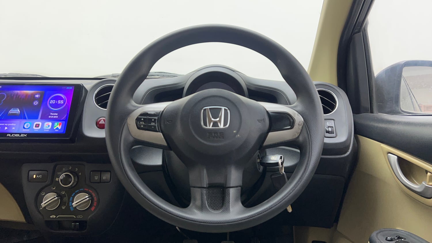 Used 2015 Honda Amaze 1.2 VX i-VTEC Petrol Manual interior STEERING VIEW