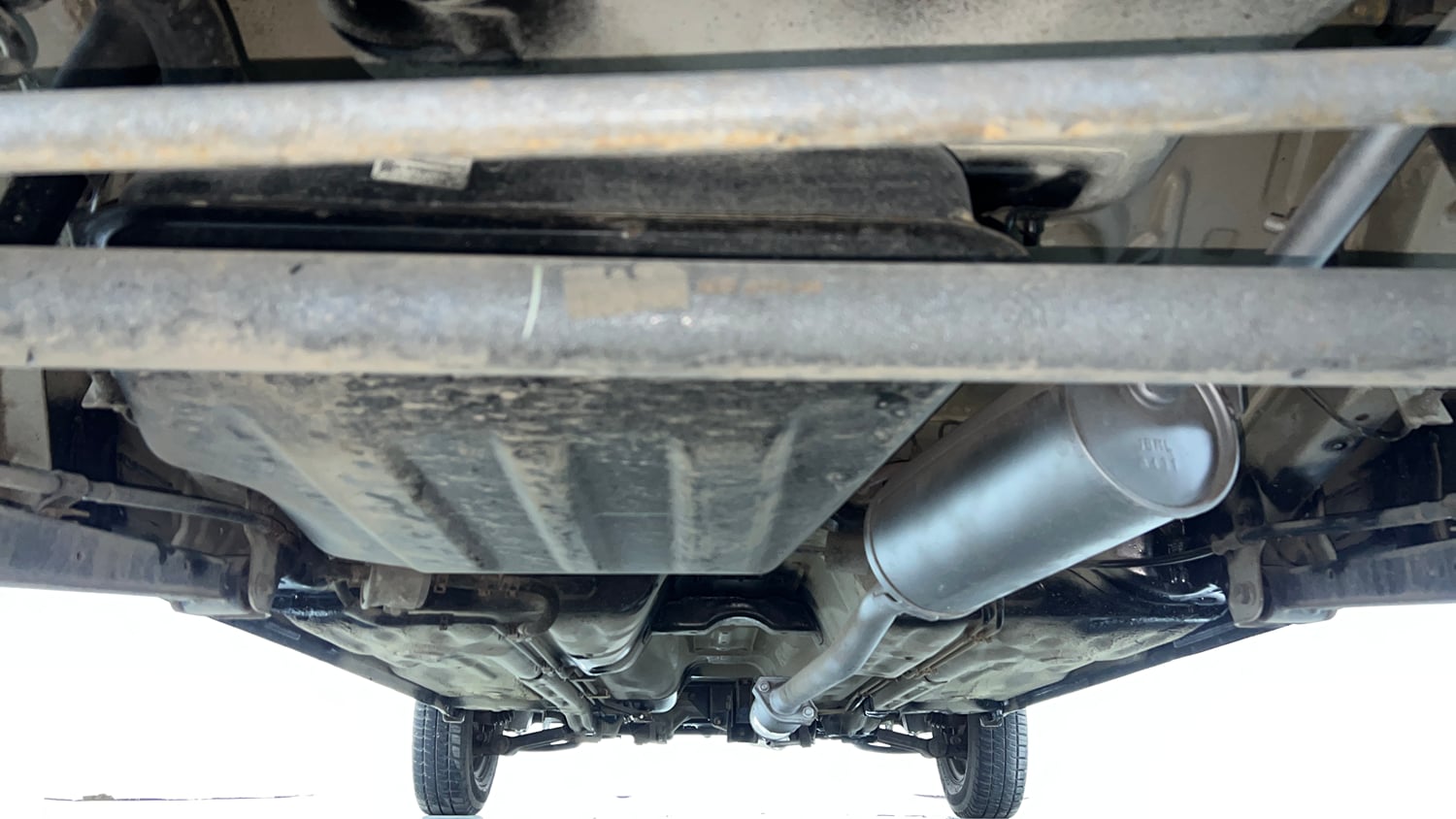 Used 2013 Maruti Suzuki Alto 800 Lxi Petrol Manual extra REAR UNDERBODY VIEW (TAKEN FROM REAR)
