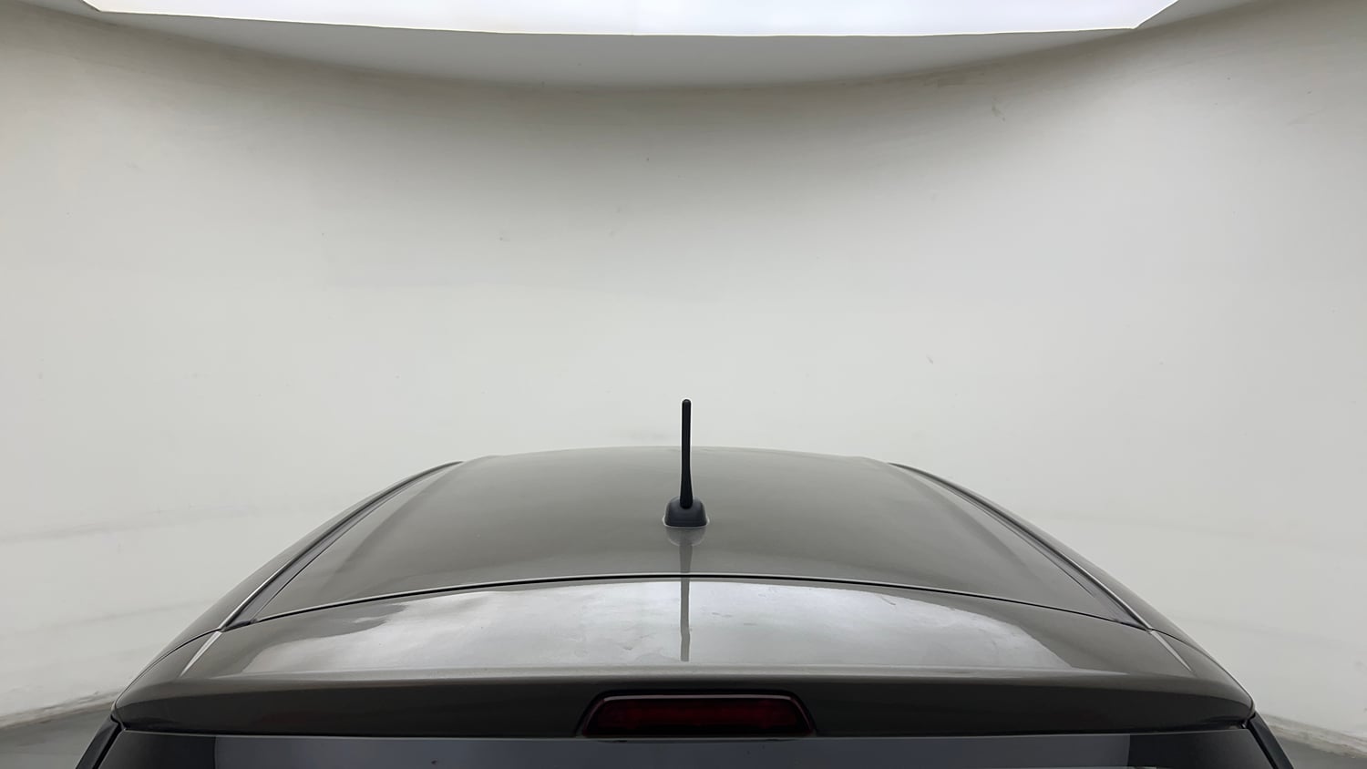 Used 2020 Maruti Suzuki Swift LXi Petrol Manual exterior EXTERIOR ROOF VIEW