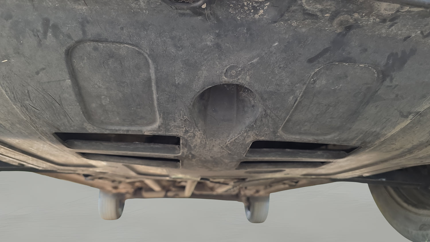 Used 2018 Hyundai Creta S 1.4 CRDI Diesel Manual extra FRONT LEFT UNDERBODY VIEW