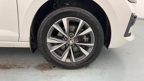 Used 2023 Skoda Slavia Style 1.0L TSI AT Petrol Automatic tyres RIGHT FRONT TYRE RIM VIEW