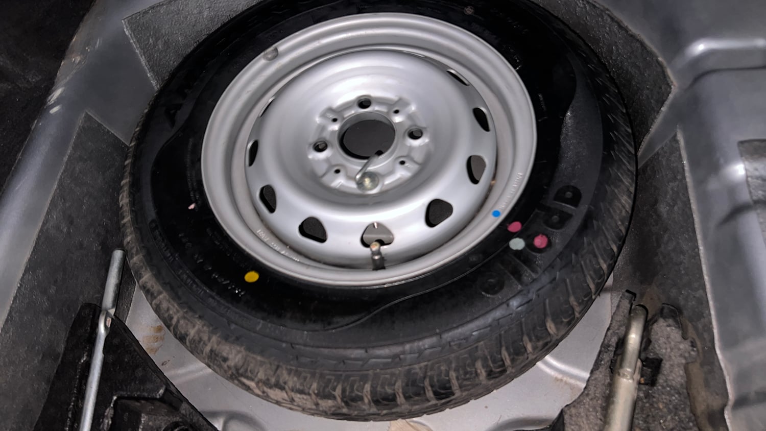Used 2018 Tata Tigor Revotron XTA Petrol Automatic tyres SPARE TYRE VIEW
