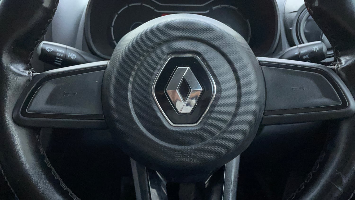 Used 2023 Renault Kwid RXL (O) 1.0 Petrol Manual top_features Airbags