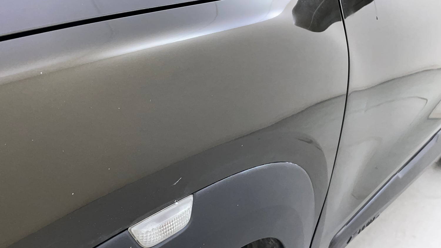 Used 2023 Renault Kwid RXL (O) 1.0 Petrol Manual dents MINOR SCRATCH