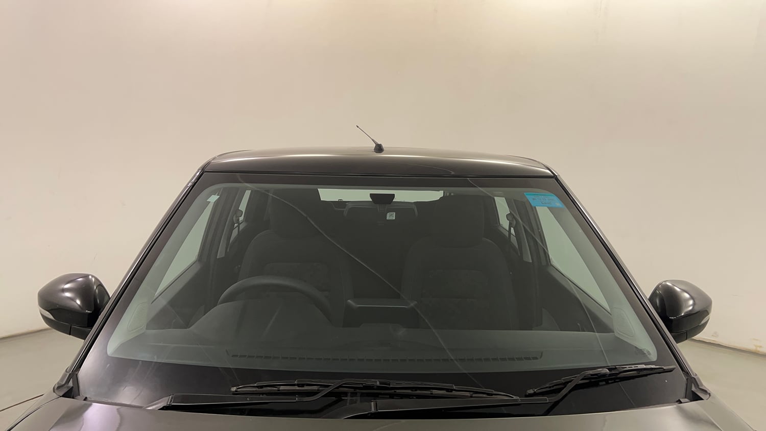 Used 2023 Tata Punch Camo Accomplished MT Petrol Manual exterior FRONT WINDSHIELD VIEW