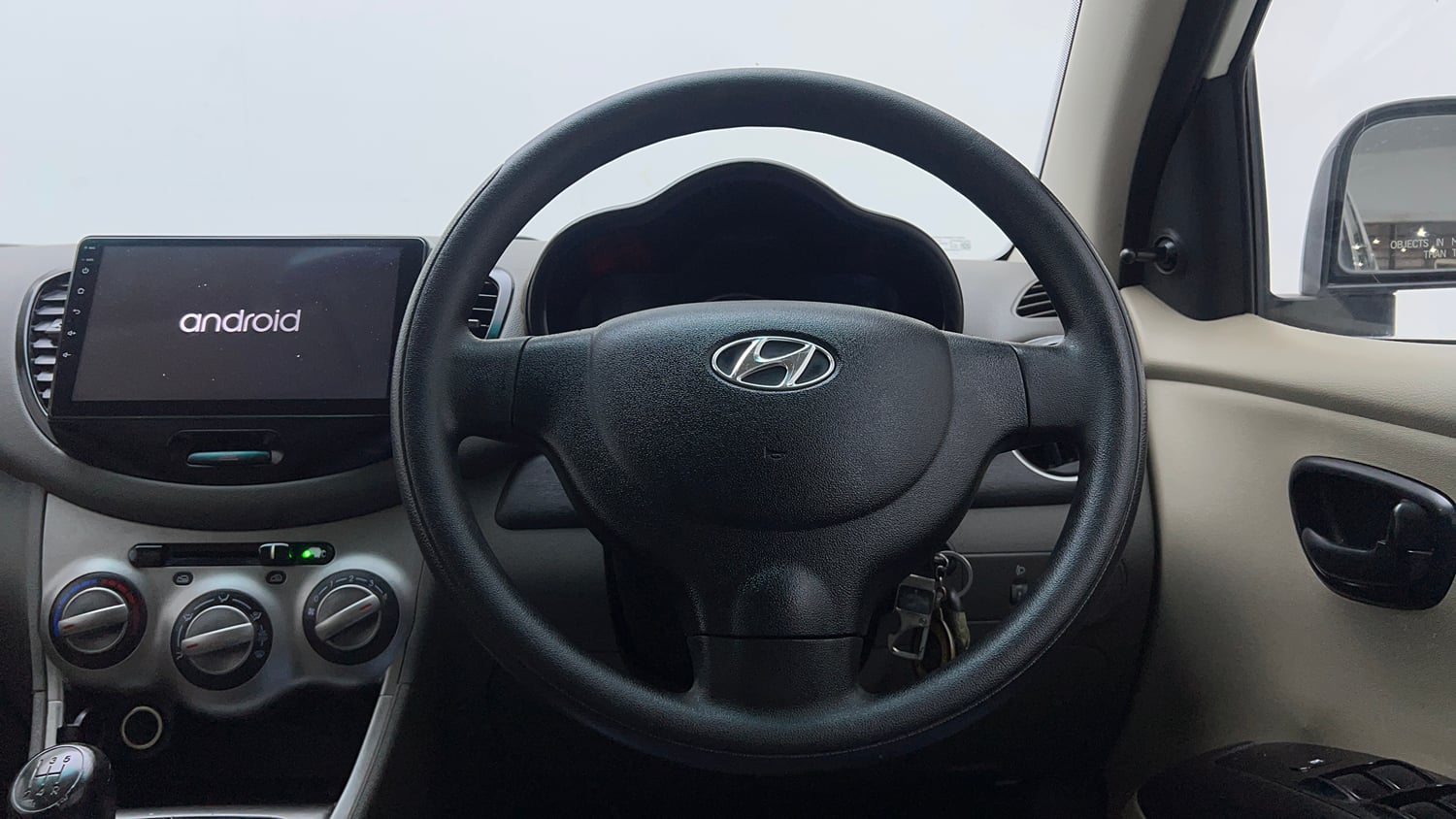Used 2015 Hyundai i10 Magna 1.1 iRDE2 Petrol Manual interior STEERING VIEW