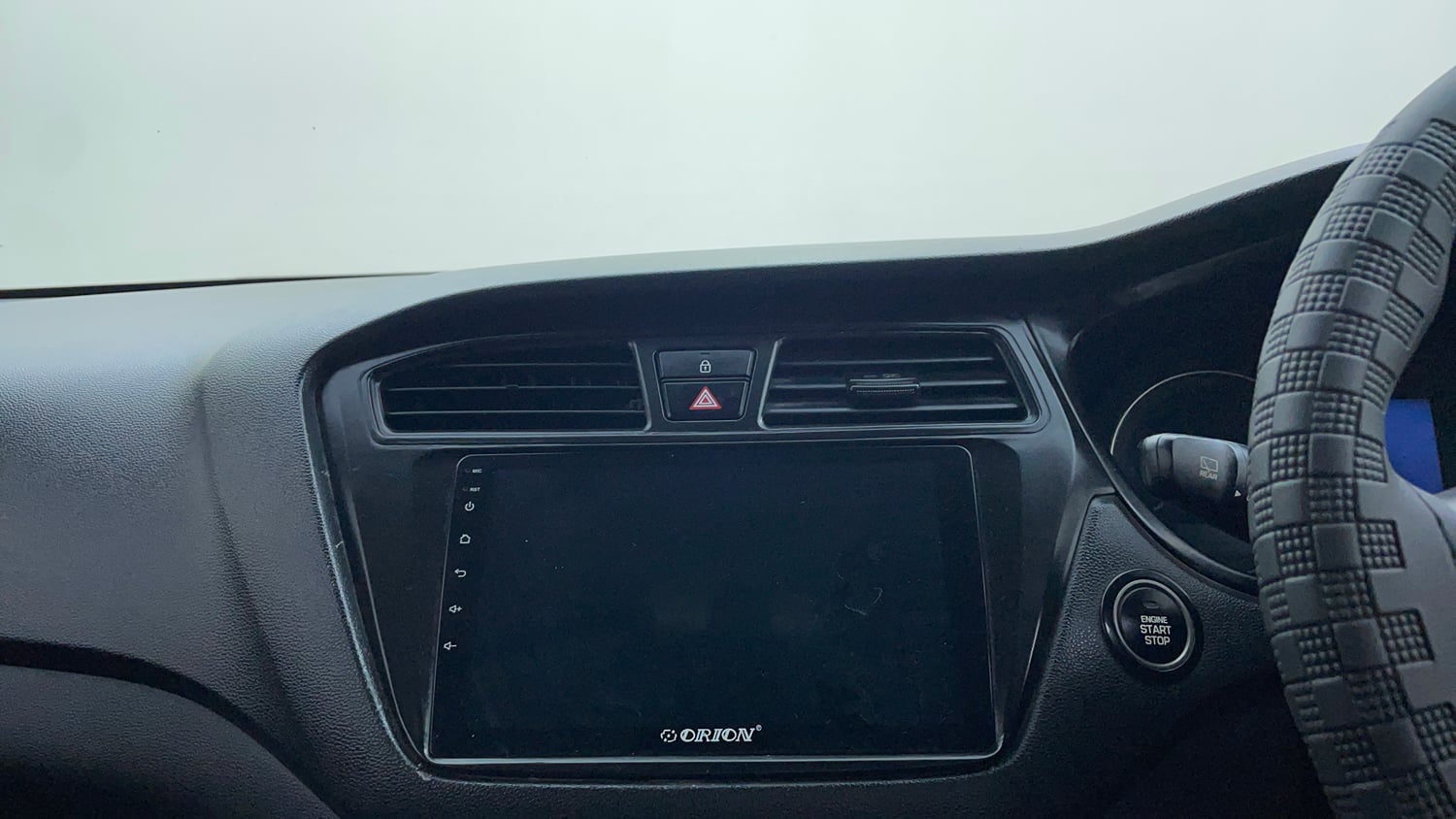 Used 2016 Hyundai i20 Active 1.2 SX Petrol Manual top_features Touch screen infotainment system