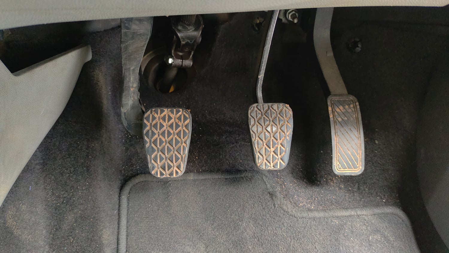 Used 2014 Ford EcoSport Trend 1.5 Ti-VCT Petrol Manual interior PEDALS VIEW