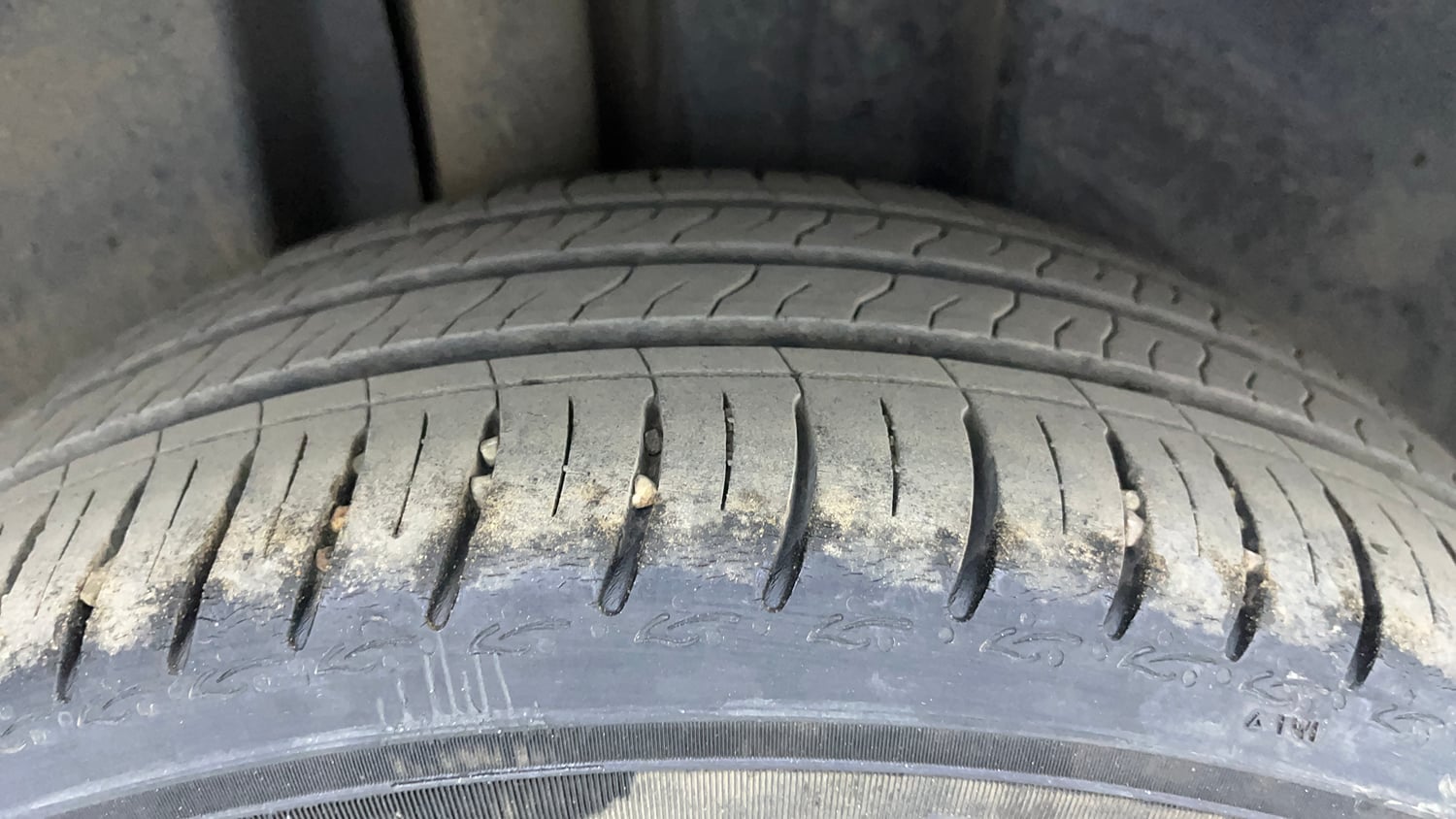 Used 2023 Skoda Slavia Style 1.0L TSI AT Petrol Automatic tyres RIGHT REAR TYRE TREAD VIEW