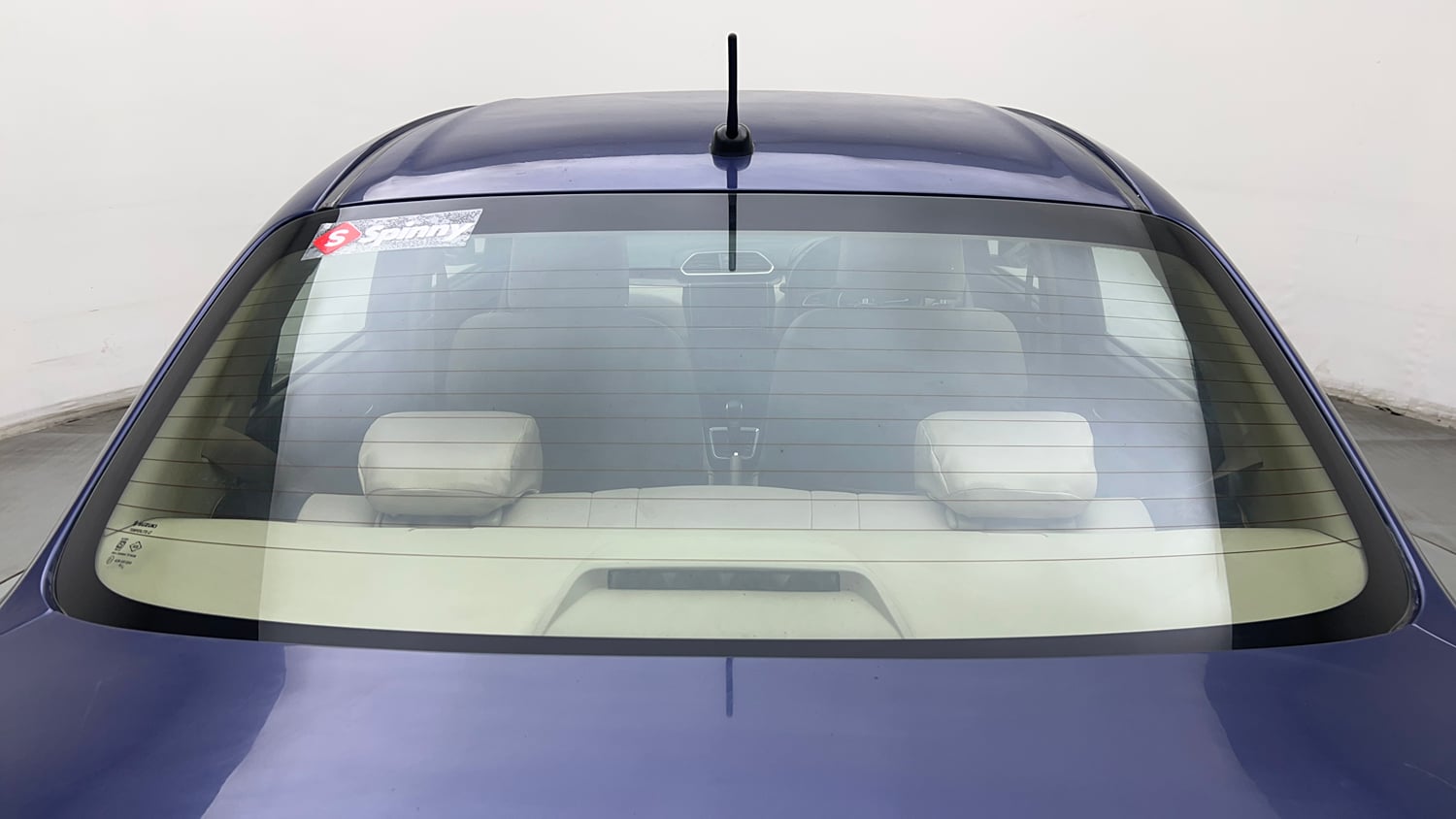 Used 2019 Maruti Suzuki Dzire ZXi Plus AMT Petrol Automatic exterior BACK WINDSHIELD VIEW