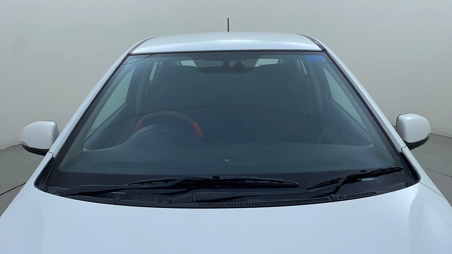 Used 2013 Hyundai i20 Sportz 1.2 Petrol Manual exterior FRONT WINDSHIELD VIEW