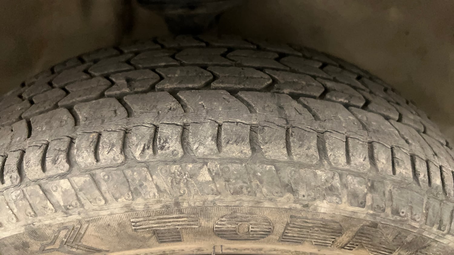 Used 2018 maruti-suzuki Alto K10 LXi (O) CNG Cng Manual tyres RIGHT FRONT TYRE TREAD VIEW