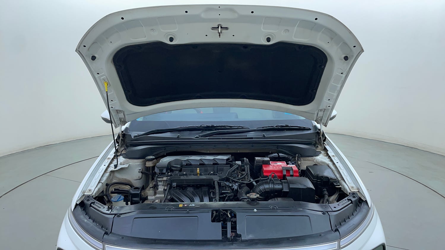 Used 2023 Hyundai Verna SX 1.5 Petrol MT Petrol Manual engine ENGINE & BONNET OPEN FRONT VIEW