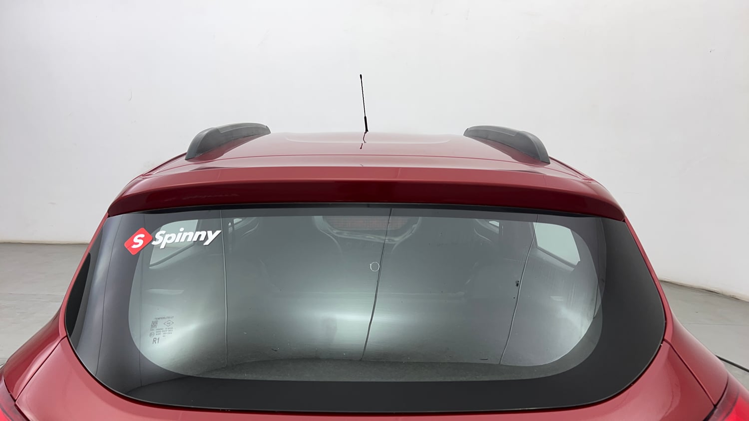 Used 2017 Renault Kwid 1.0 RXT AMT Petrol Automatic exterior BACK WINDSHIELD VIEW