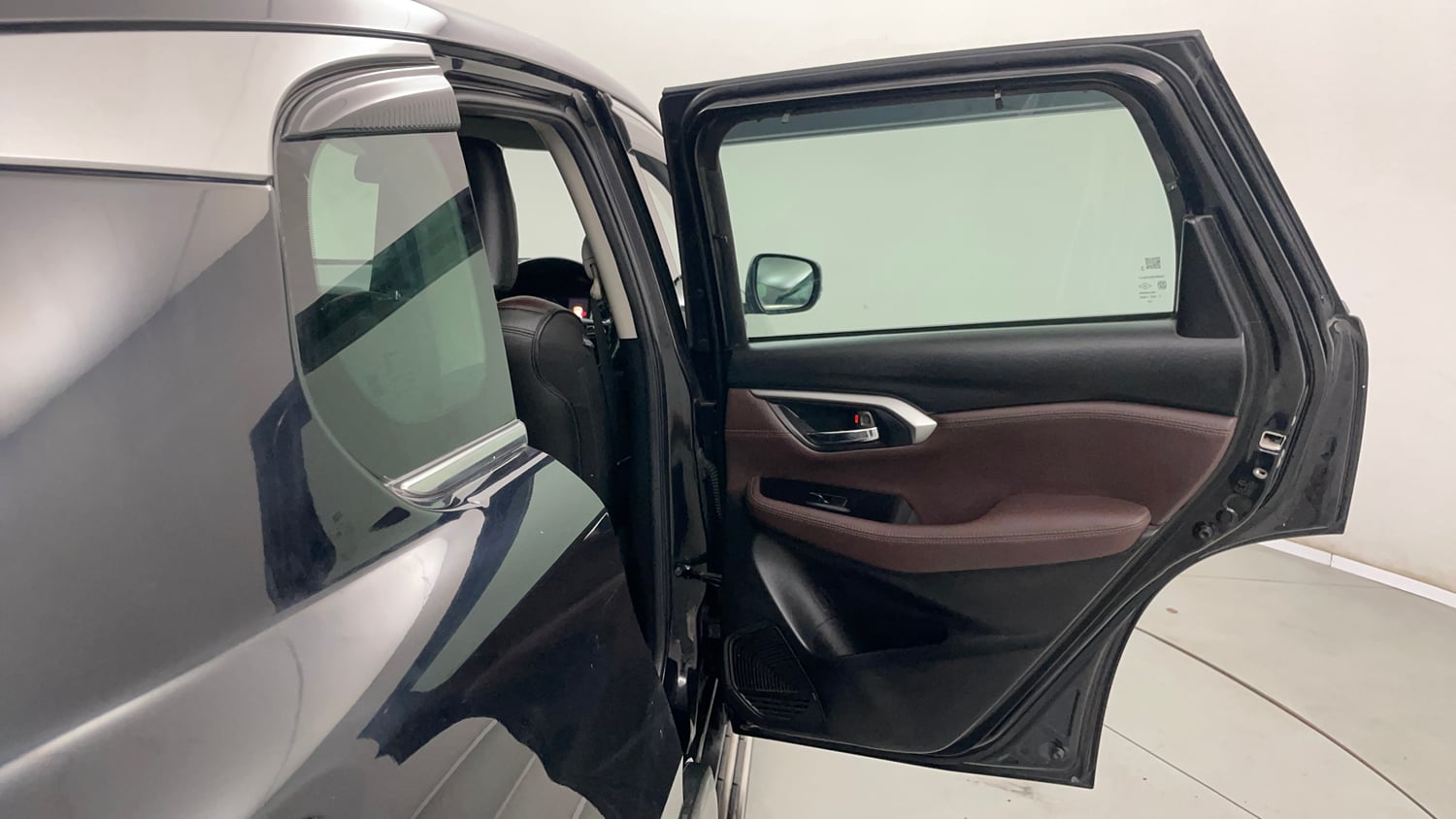 Used 2023 Maruti Suzuki Grand Vitara Zeta Smart Hybrid Petrol Manual interior RIGHT REAR DOOR OPEN VIEW
