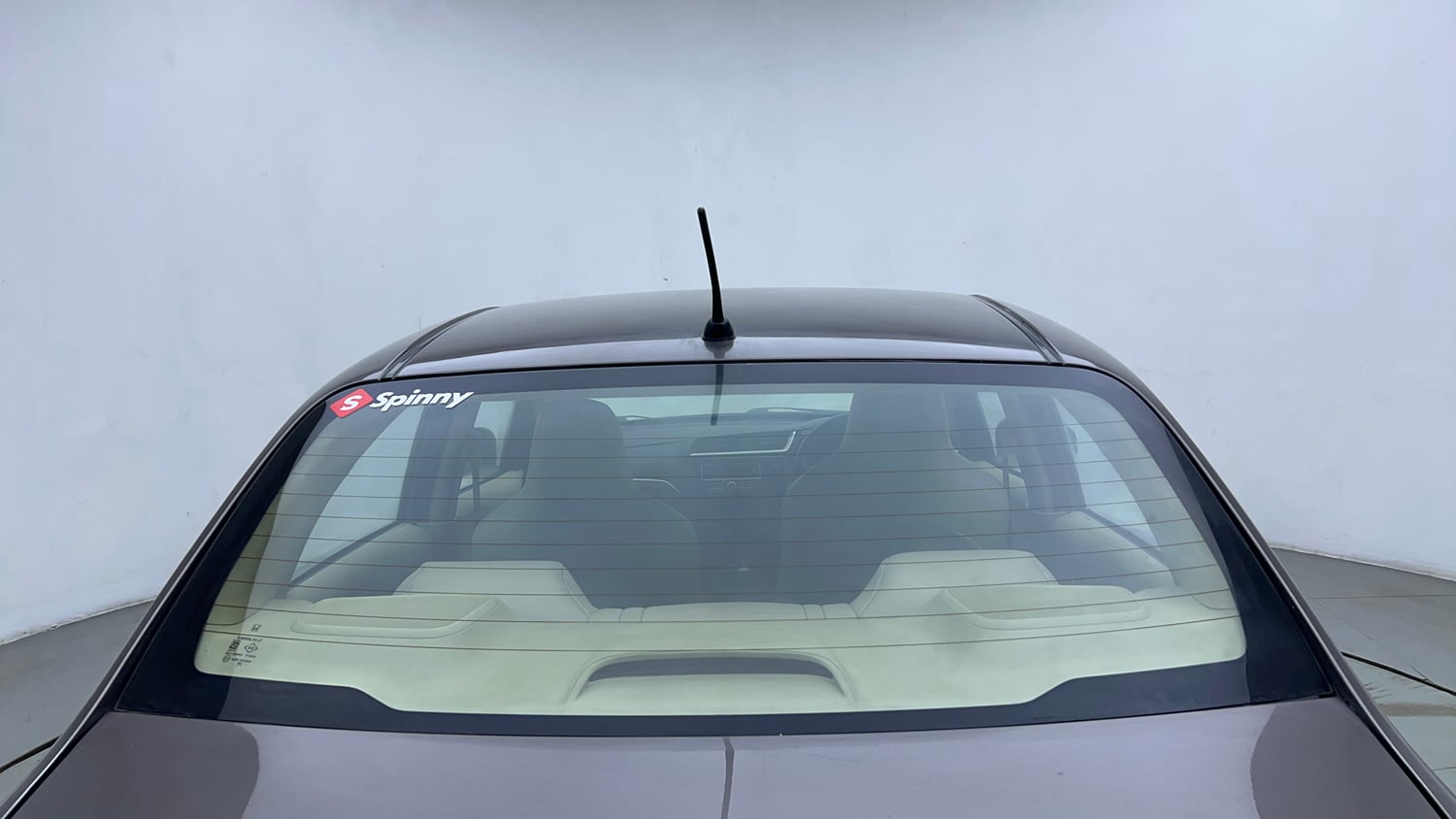 Used 2016 Honda Amaze 1.2 SX i-VTEC Petrol Manual exterior BACK WINDSHIELD VIEW