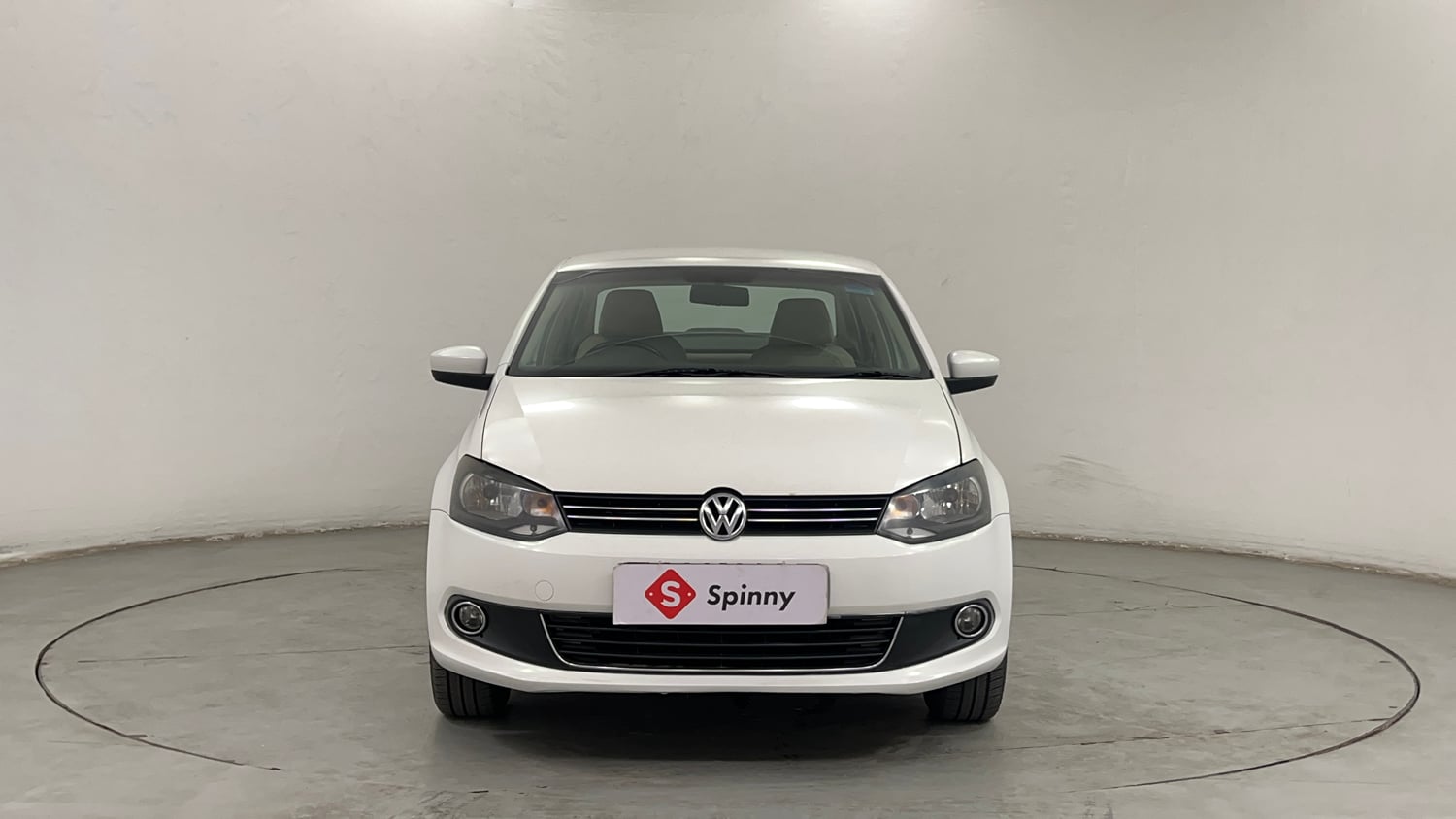 Used 2013 Volkswagen Vento Highline Petrol Petrol Manual exterior FRONT VIEW