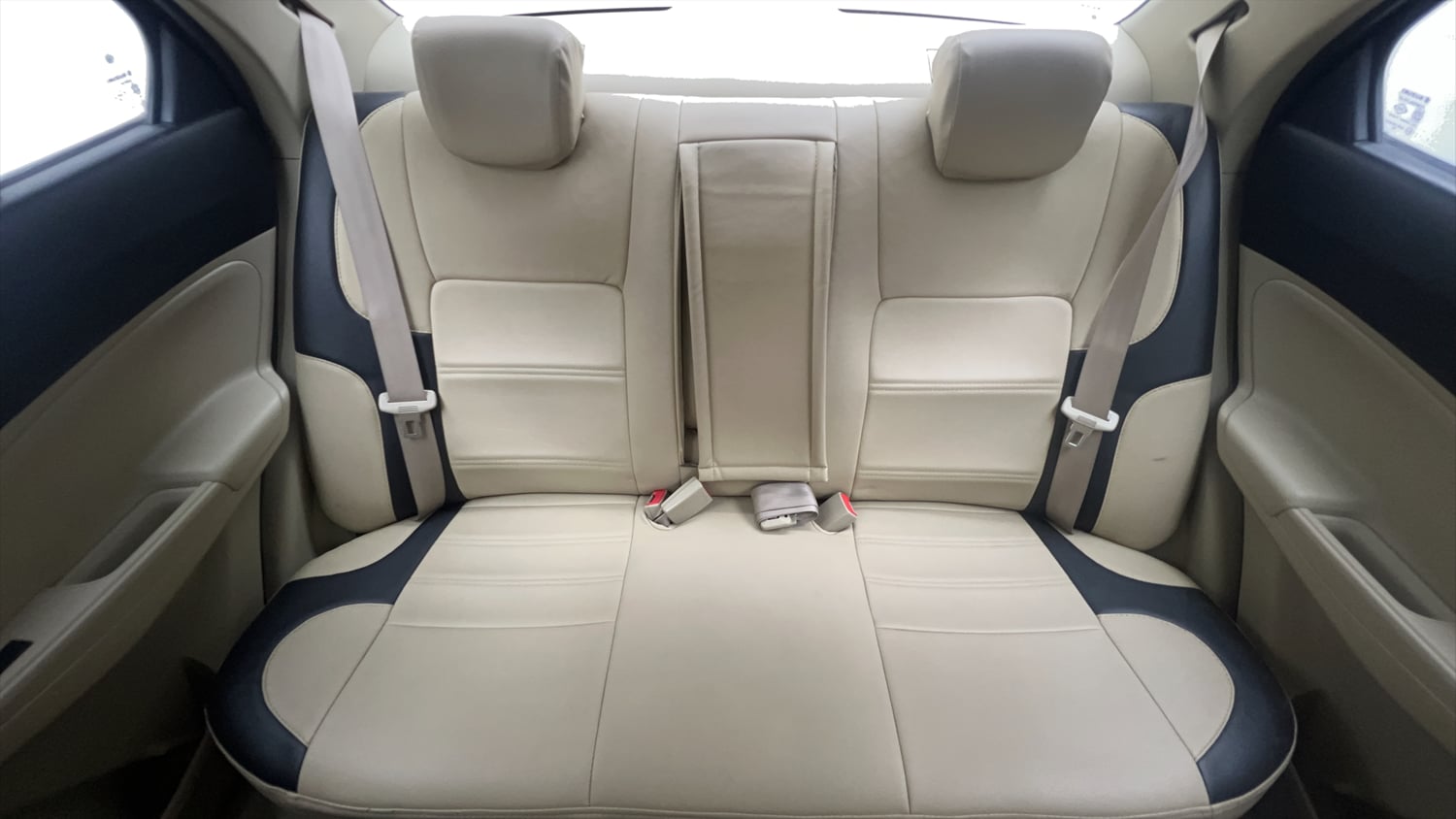 Used 2019 Maruti Suzuki Dzire ZXi Plus AMT Petrol Automatic interior REAR SEAT CONDITION VIEW