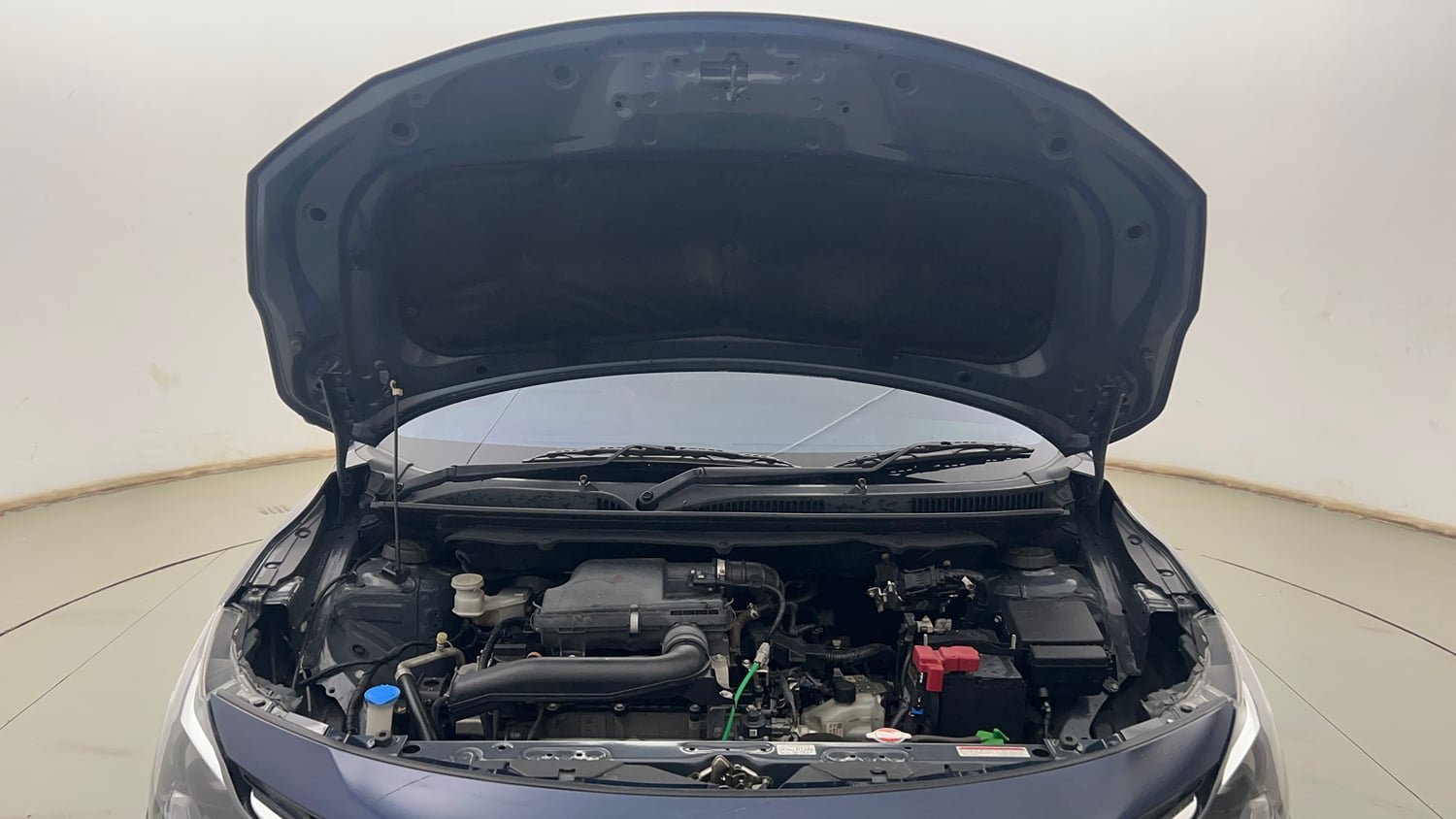 Used 2022 Maruti Suzuki Baleno Alpha AGS Petrol Automatic engine ENGINE & BONNET OPEN FRONT VIEW
