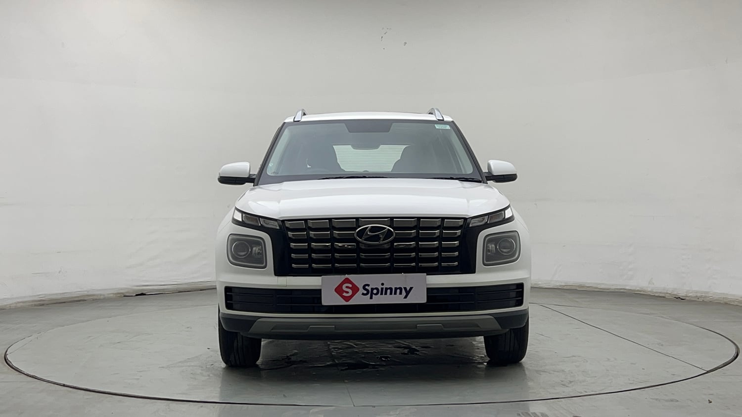 Used 2025 Hyundai Venue S (O) Plus 1.2 Petrol Petrol Manual exterior FRONT VIEW