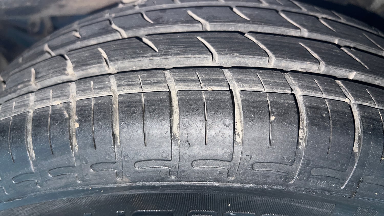 Used 2024 Hyundai Grand i10 Nios Magna 1.2 Kappa AMT Petrol Automatic tyres LEFT REAR TYRE TREAD VIEW