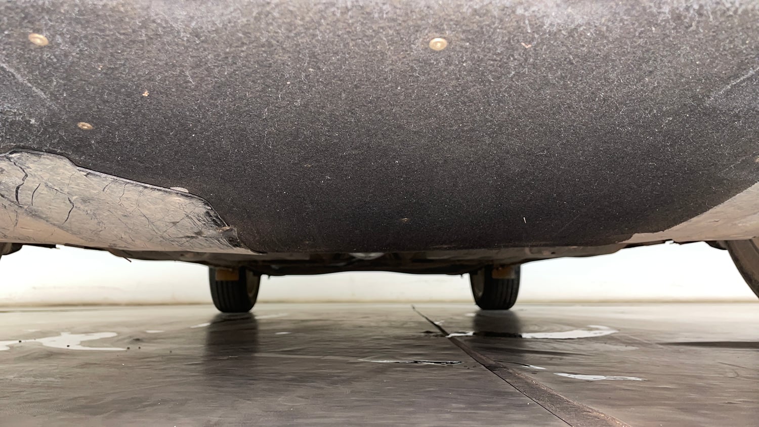 Used 2023 Maruti Suzuki Baleno Zeta AGS Petrol Automatic extra FRONT LEFT UNDERBODY VIEW