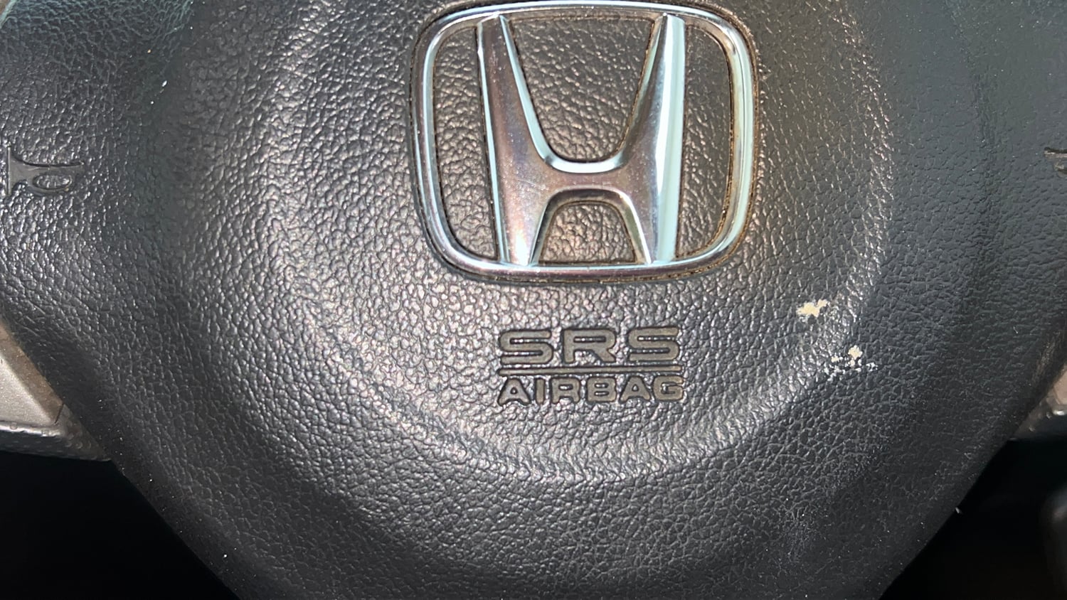Used 2015 Honda Amaze 1.2 VX i-VTEC Petrol Manual top_features Airbags