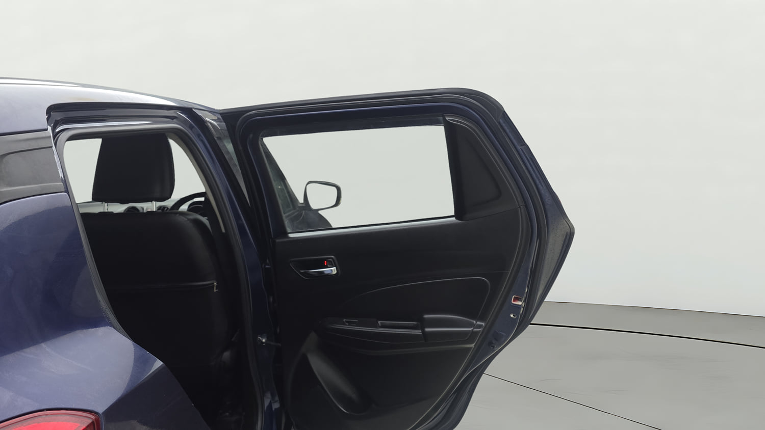 Used 2021 Maruti Suzuki Swift ZXi Petrol Manual interior RIGHT REAR DOOR OPEN VIEW