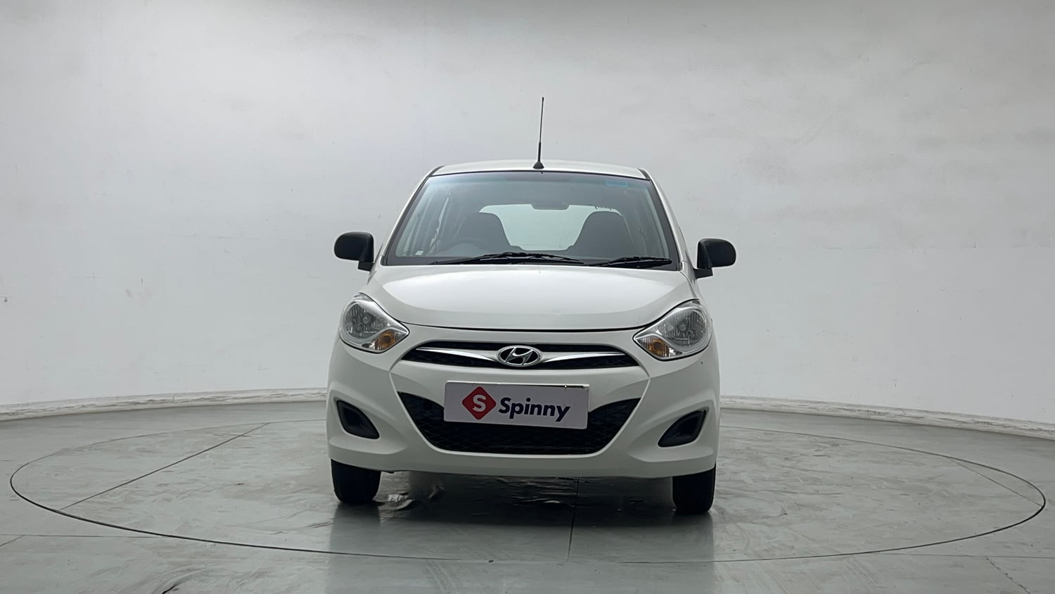 Used 2015 Hyundai i10 Magna 1.1 iRDE2 Petrol Manual exterior FRONT VIEW