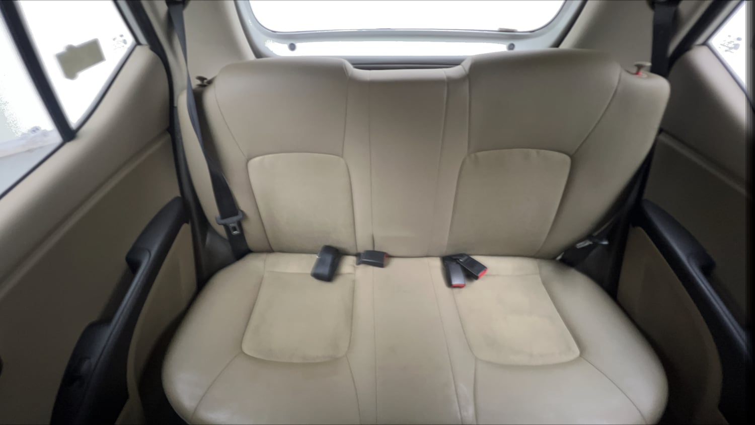 Used 2015 Hyundai i10 Magna 1.1 iRDE2 Petrol Manual interior REAR SEAT CONDITION VIEW