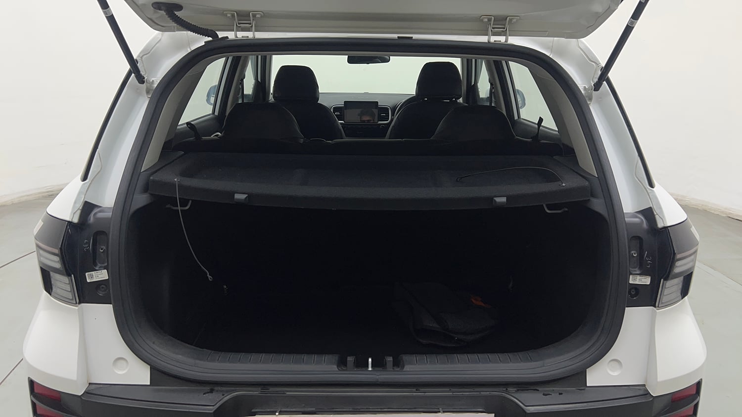 Used 2025 Hyundai Venue S (O) Plus 1.2 Petrol Petrol Manual interior DICKY INSIDE VIEW
