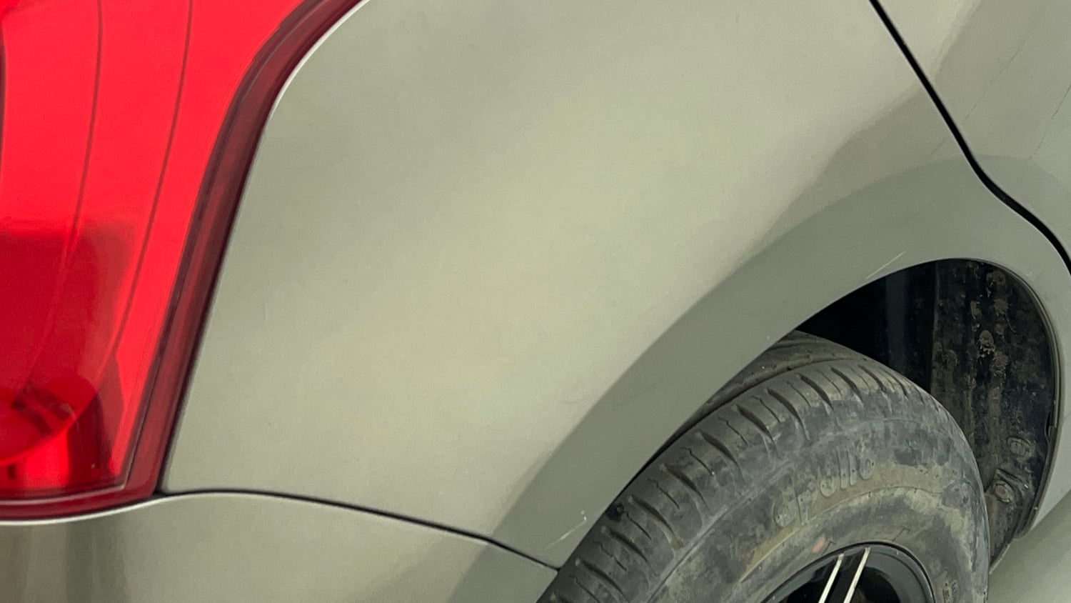 Used 2020 Maruti Suzuki Swift LXi Petrol Manual dents MINOR SCRATCH