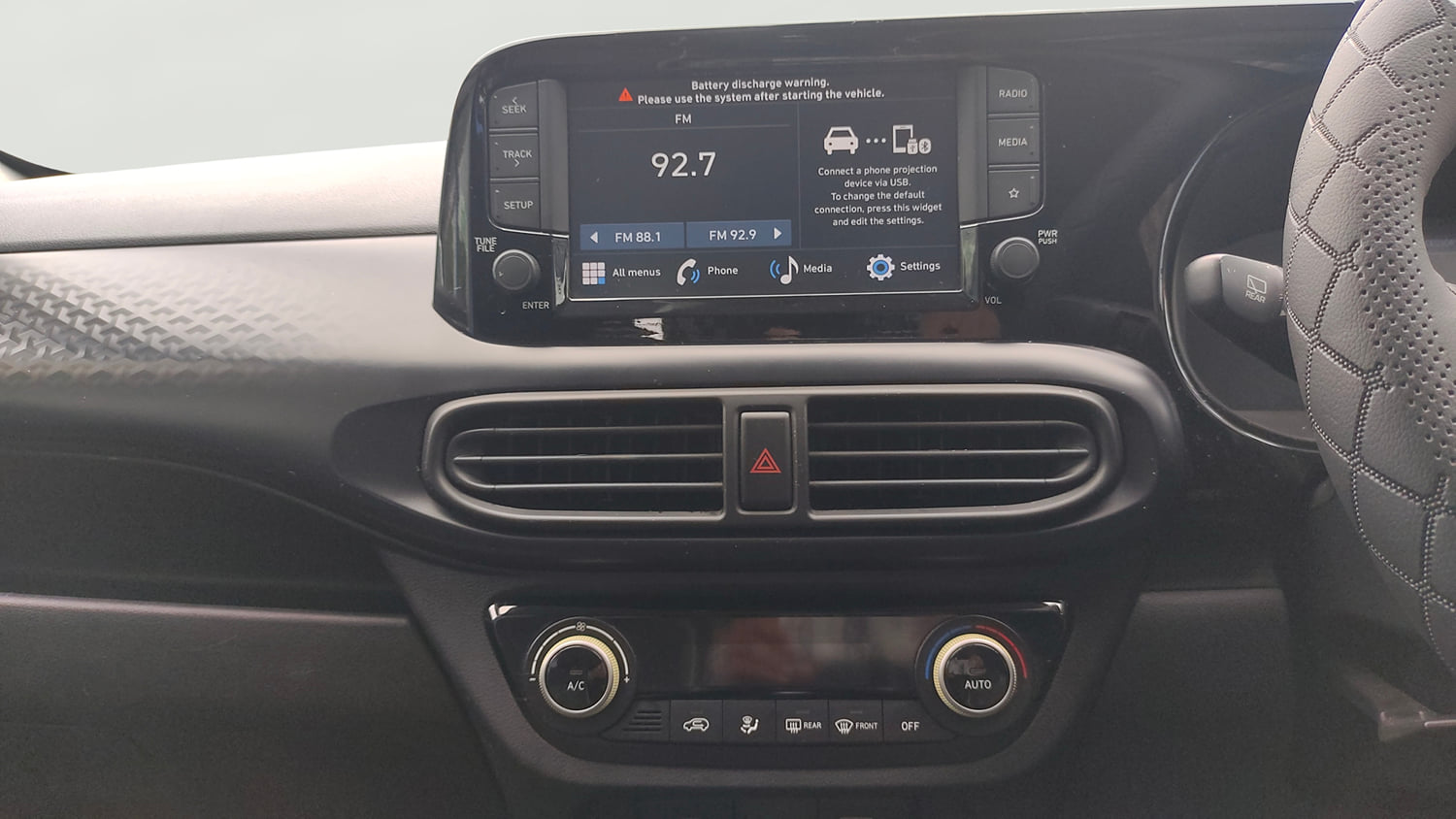 Used 2023 Hyundai Exter SX (O) 1.2 MT Petrol Manual interior MUSIC SYSTEM & AC CONTROL VIEW
