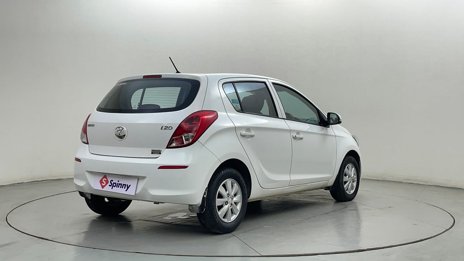 Used 2013 Hyundai i20 Sportz 1.2 Petrol Manual exterior RIGHT REAR CORNER VIEW