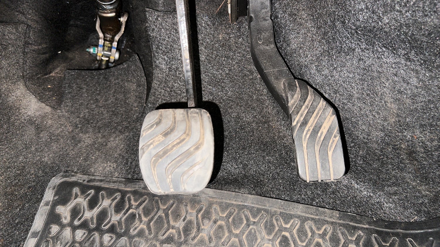 Used 2019 Renault Kwid 1.0 RXT AMT Opt Petrol Automatic interior PEDALS VIEW